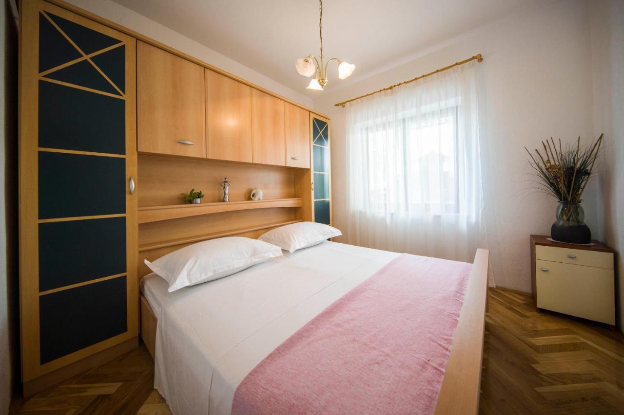 3 Bedroom Apartment Antonio Kaštela Extérieur photo