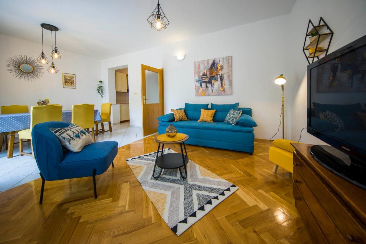 3 Bedroom Apartment Antonio Kaštela Extérieur photo