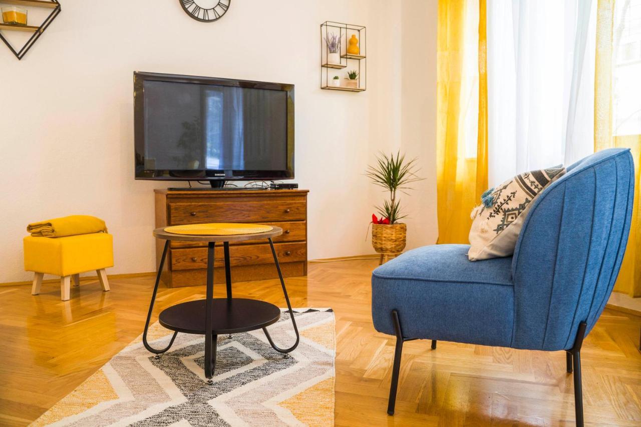 3 Bedroom Apartment Antonio Kaštela Extérieur photo